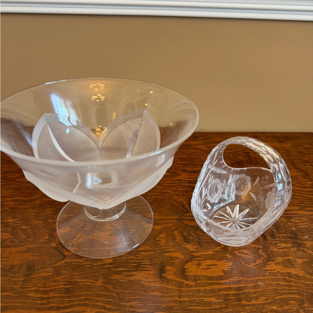 Elegant Clear Glass Bowl and Vase Set